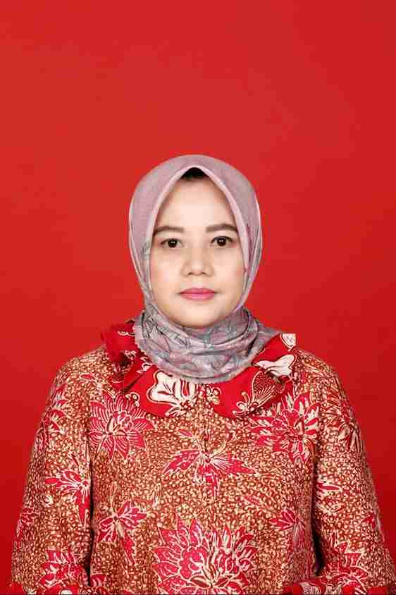 Dr. Enny Khotimah, AMAk.SE.MM